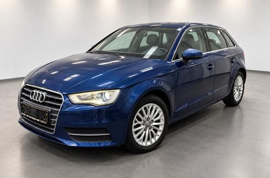 Audi A3 2.0 Tdi 150 Ambition (2013) - Photo 4