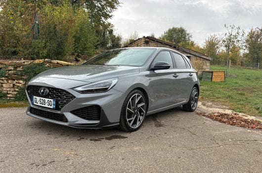 Hyundai i30 N Line (2023) - Photo 8