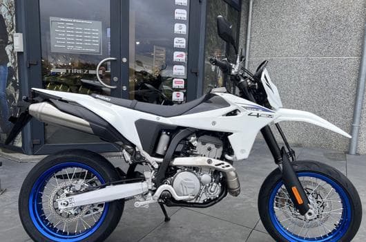Suzuki DR-Z 400 Supermotard (2026) - Photo 1