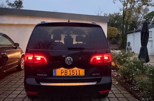 VW Touran (2013) - Photo 10