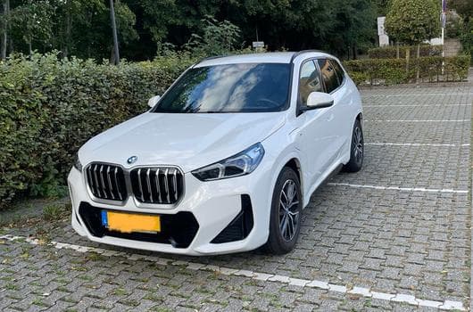 BMW X1 BMW X1 xDrive30e M Sport (2025) - Photo 8