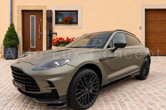 Aston-Martin DBX 707 (2022) - Photo 1