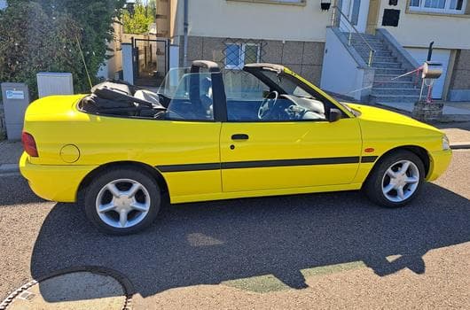 Ford Escort (1997) - Photo 12