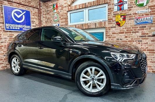 Audi Q3 Q3 35 TFSi 150cv Auto S-LINE (2023) - Photo 8