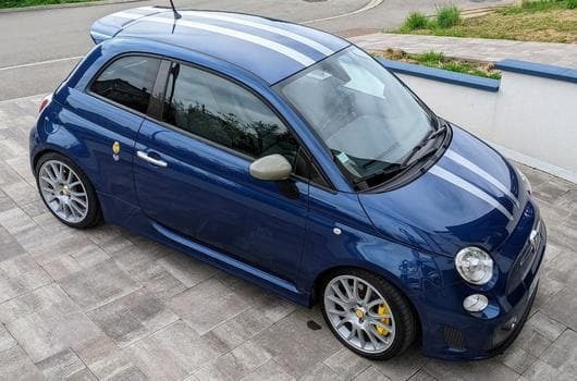 Abarth 695 Tributo Ferrari (2012) - Photo 1