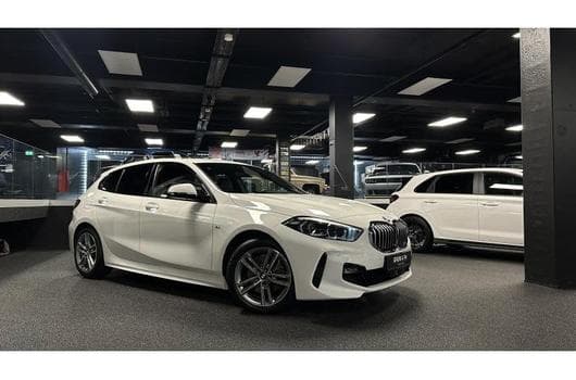 BMW 118 M-Sport (2022) - Photo 12