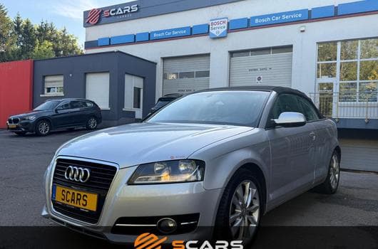 Audi A3 CABRIO 2.0 TDI 140CV (2011) - Photo 7