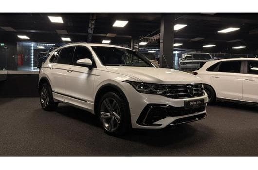 VW Tiguan R-LINE 1.4 HYBRID (2021) - Photo 6