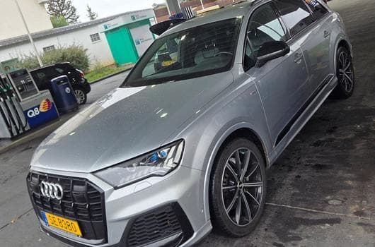 Audi Q7 Sline full (2020) - Photo 11