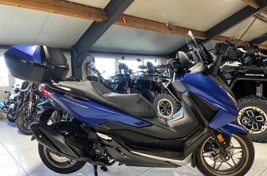 Honda Forza 350 (2023) - Photo 12