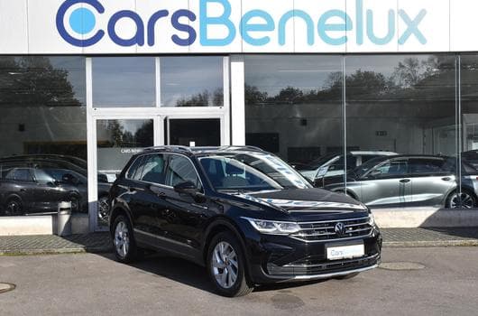 VW Tiguan 2.0 TDI 4Motion Elegance DSG ACC LANE KEYLESS 1° MAIN (2023) - Photo 3