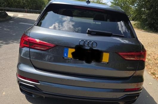 Audi Q3 S-Line (2021) - Photo 1