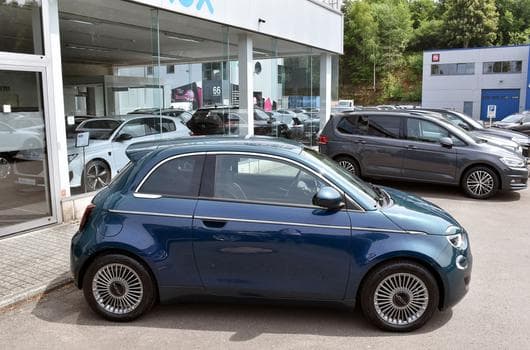 Fiat 500 42 kWh REGUL LANE (2024) - Foto 11