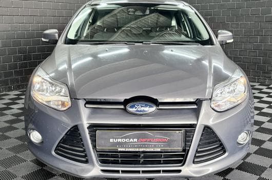 Ford Focus 1.6 TDCI 116 CV TITANIUM *SIEGES CHAUFF.* *KEYLESS* (2011) - Foto 1