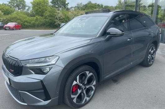 Skoda Kodiaq Kodiaq 2.0TSI 195kW RS 7-Sitze Pano AHK Canton (2025) - Foto 8