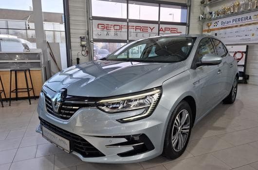 Renault Megane Intens dCi 115, CUIR, NAVI, CAMERA, LED, COCKPIT, HEAD-UP-DI (2021) - Photo 12