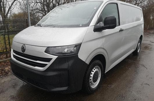 VW T7 BEV 100 kW RWD LR (2026) - Photo 11