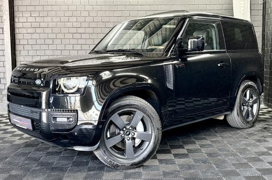 Land-Rover Defender 90 D300 X-Dynamic HSE (2023) - Photo 8