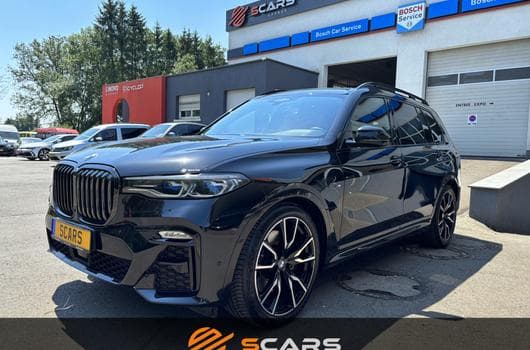 BMW X7 40d XDrive Pack M Shadowline 7 PLACES 340cv (2022) - Photo 7
