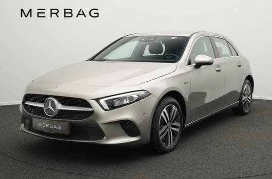Mercedes A 250 e (2020) - Photo 8