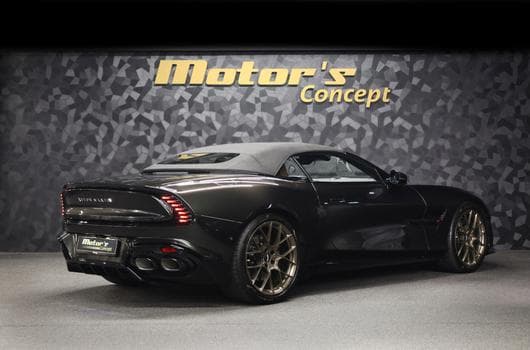 Aston-Martin Vanquish Volante V12 Twin Turbo - Minotaur Green (2026) - Foto 7