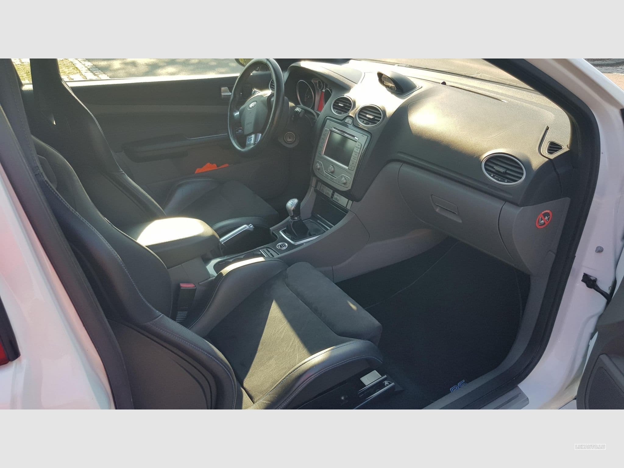 Ford Focus 2.5 RS (2009) - Photo 8