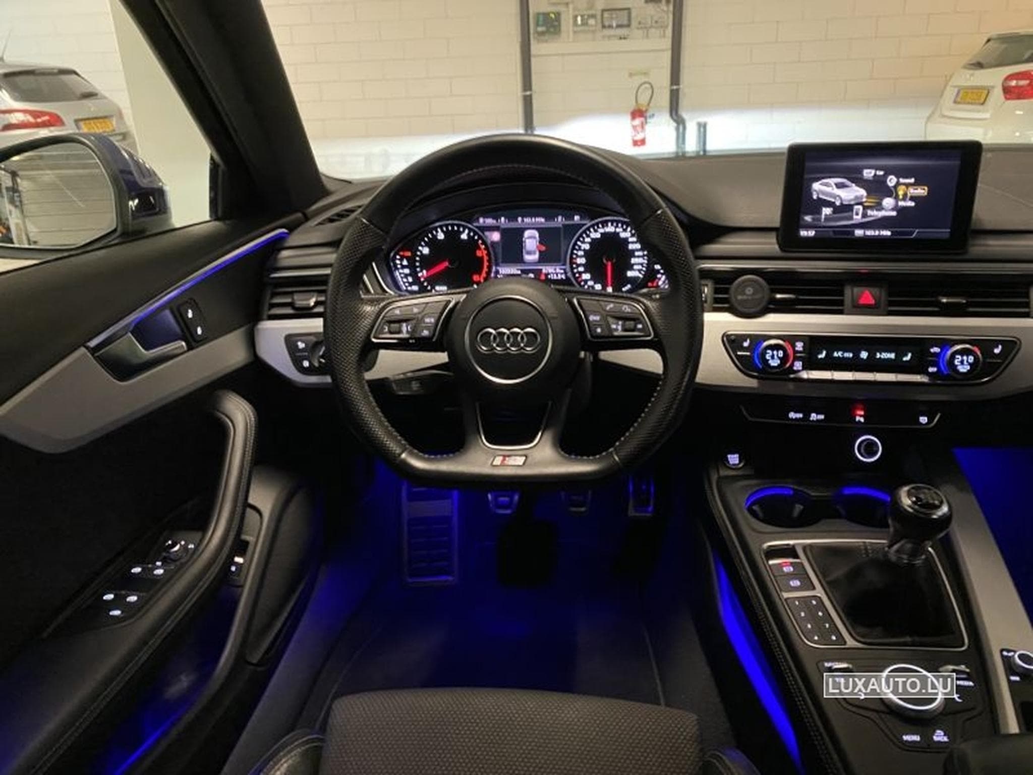 Audi A4 2.0 Tdi S-Line (2016) - Photo 4