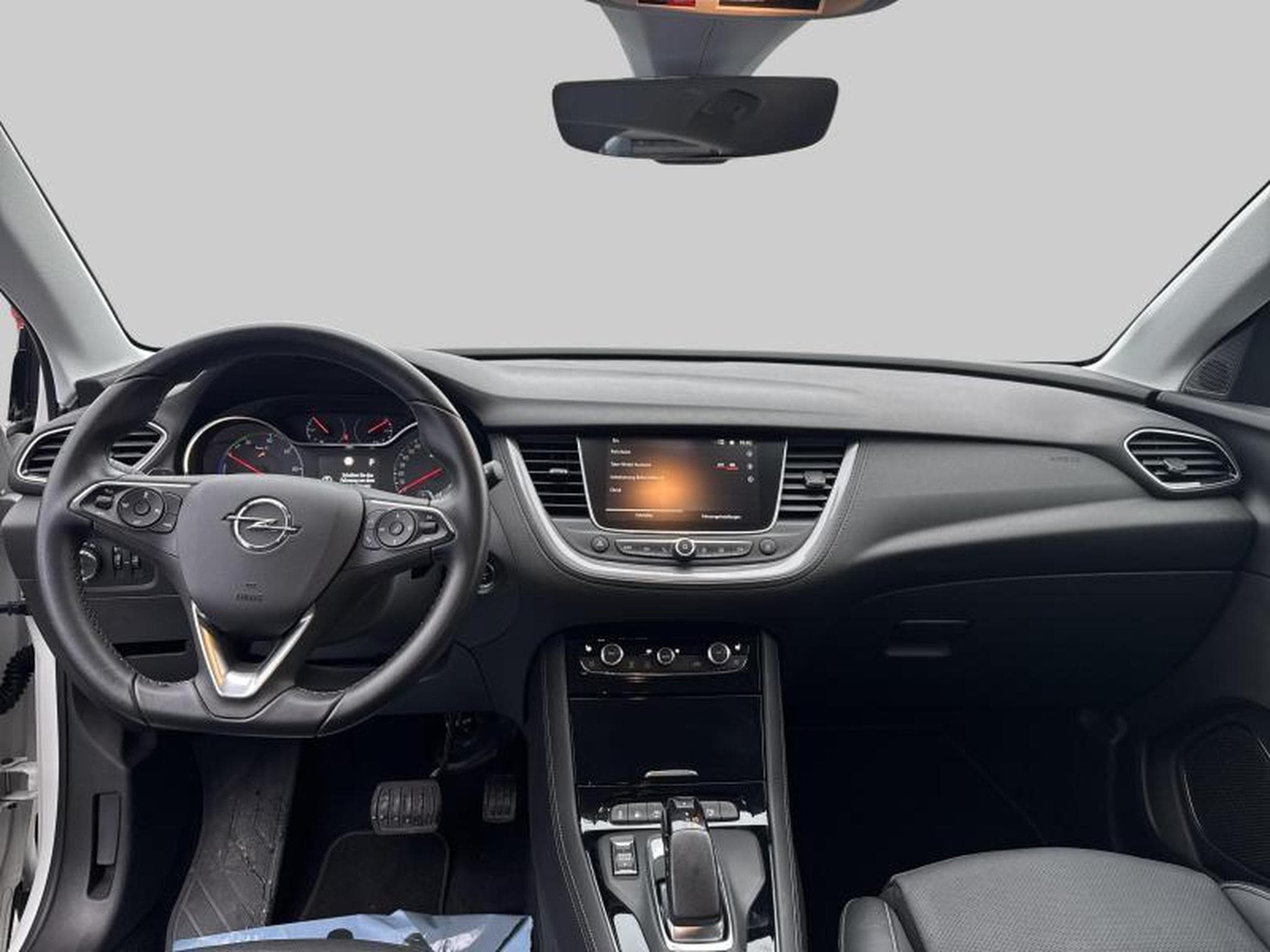 Opel Grandland X Innovation (2020) - Photo 13