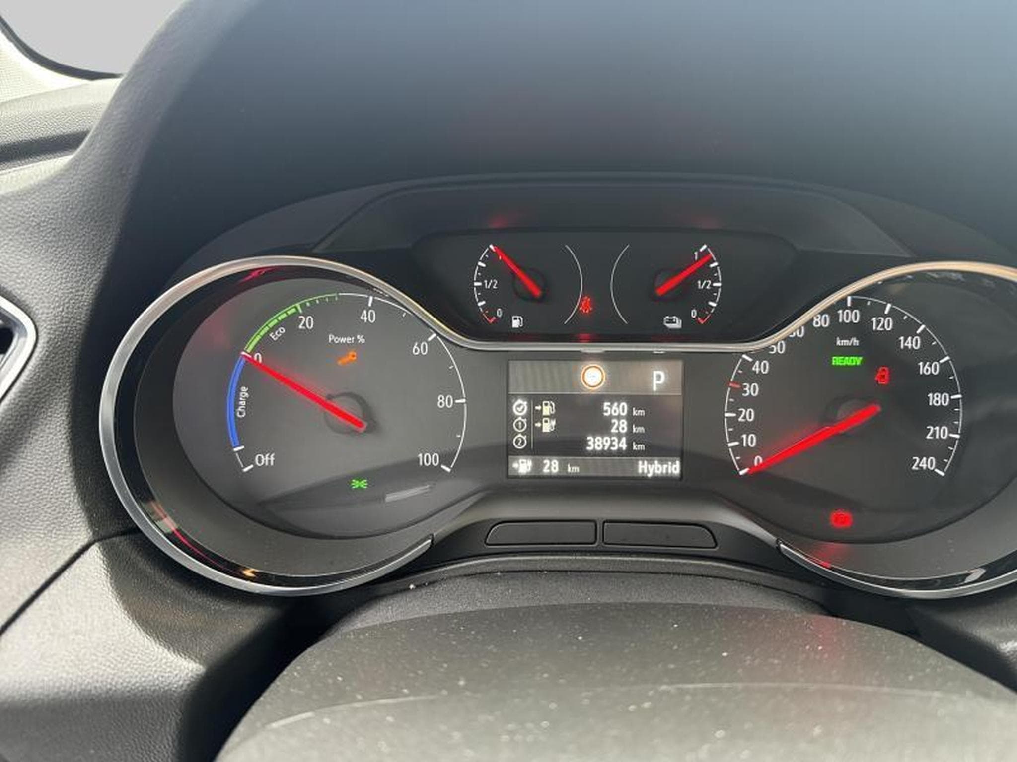 Opel Grandland X Innovation (2020) - Photo 15