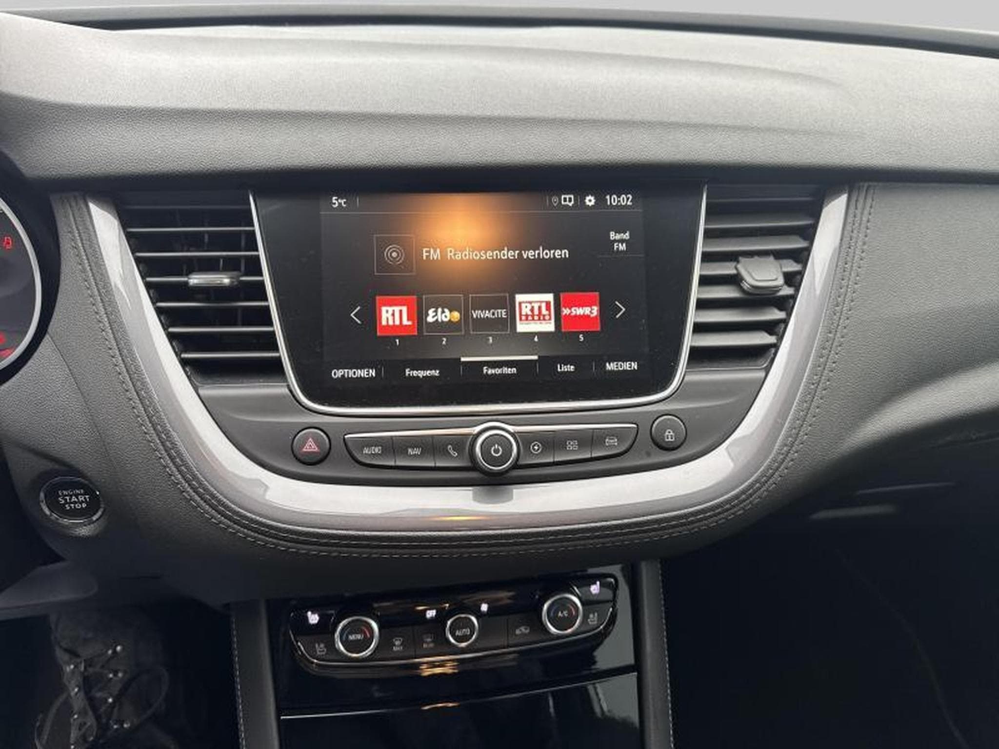 Opel Grandland X Innovation (2020) - Photo 17