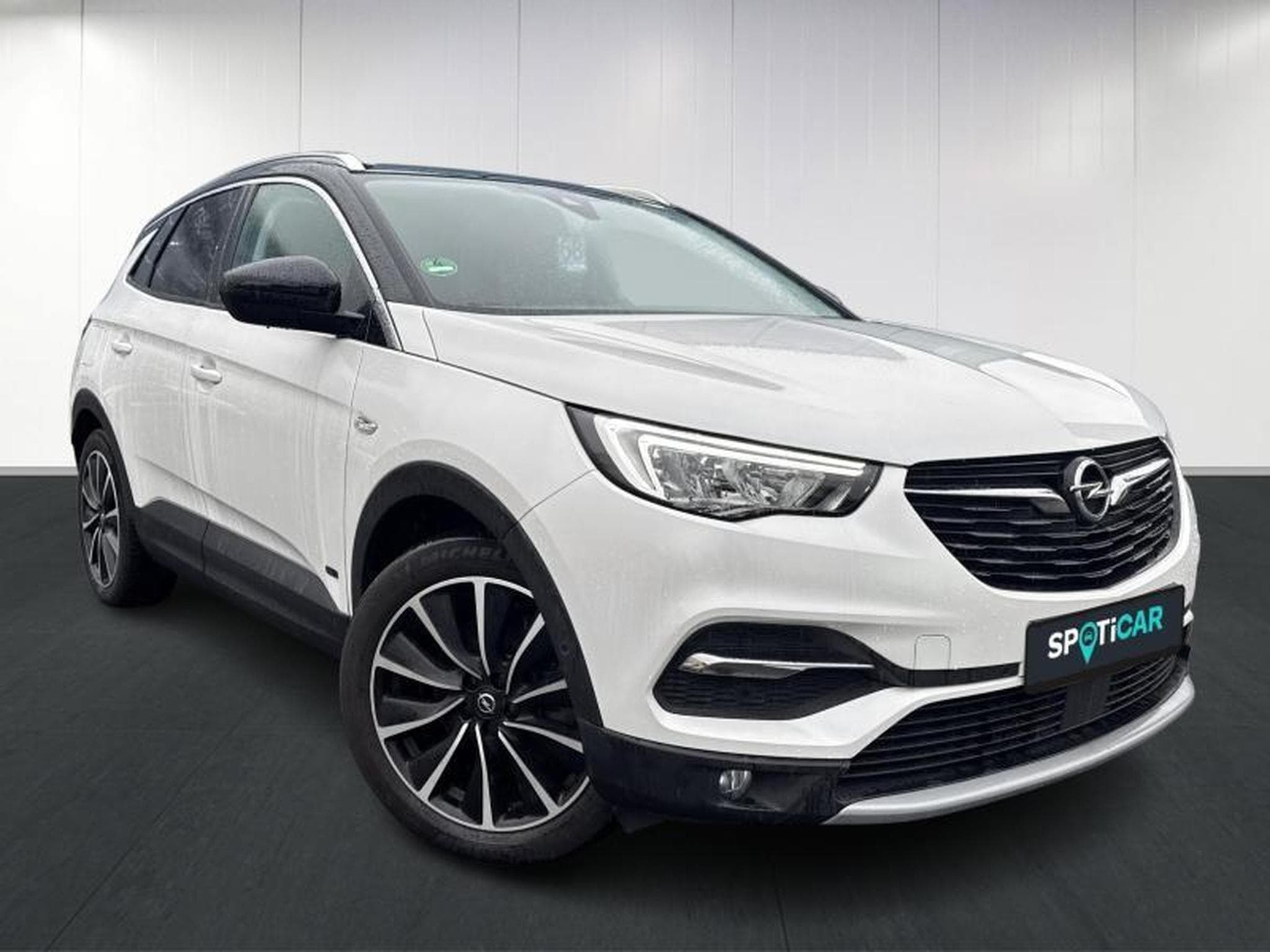 Opel Grandland X Innovation (2020) - Photo 3