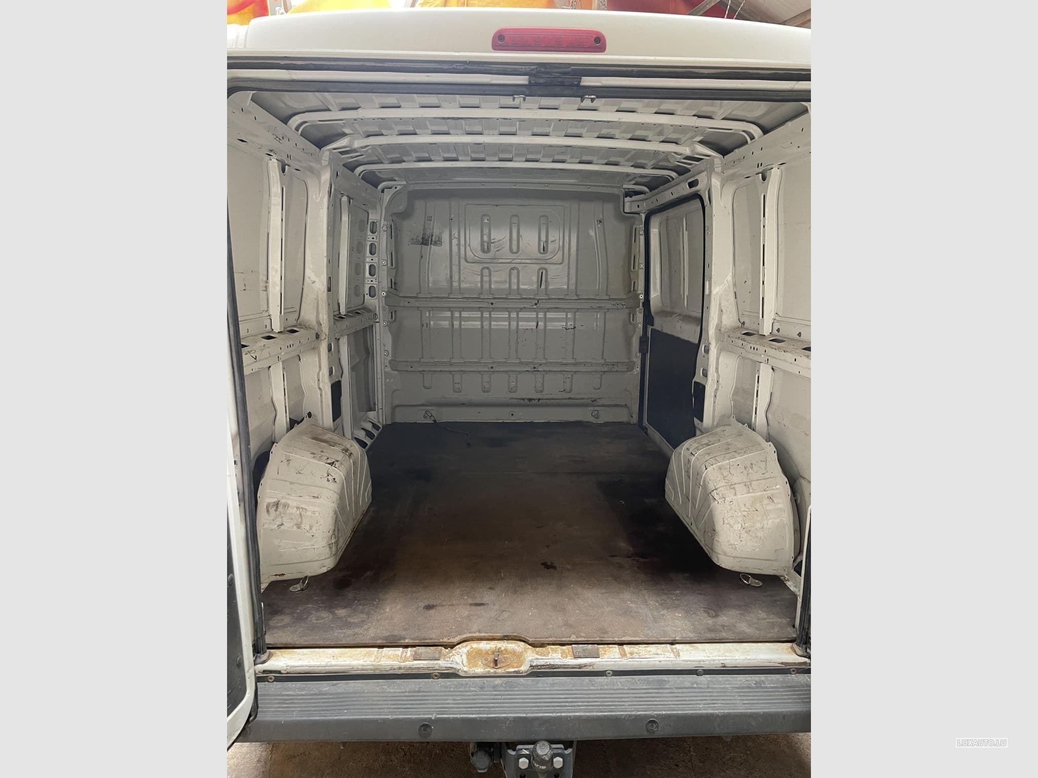 Peugeot Boxer Fourgon 2.2 Hdi L1H1 (2015) - Photo 6