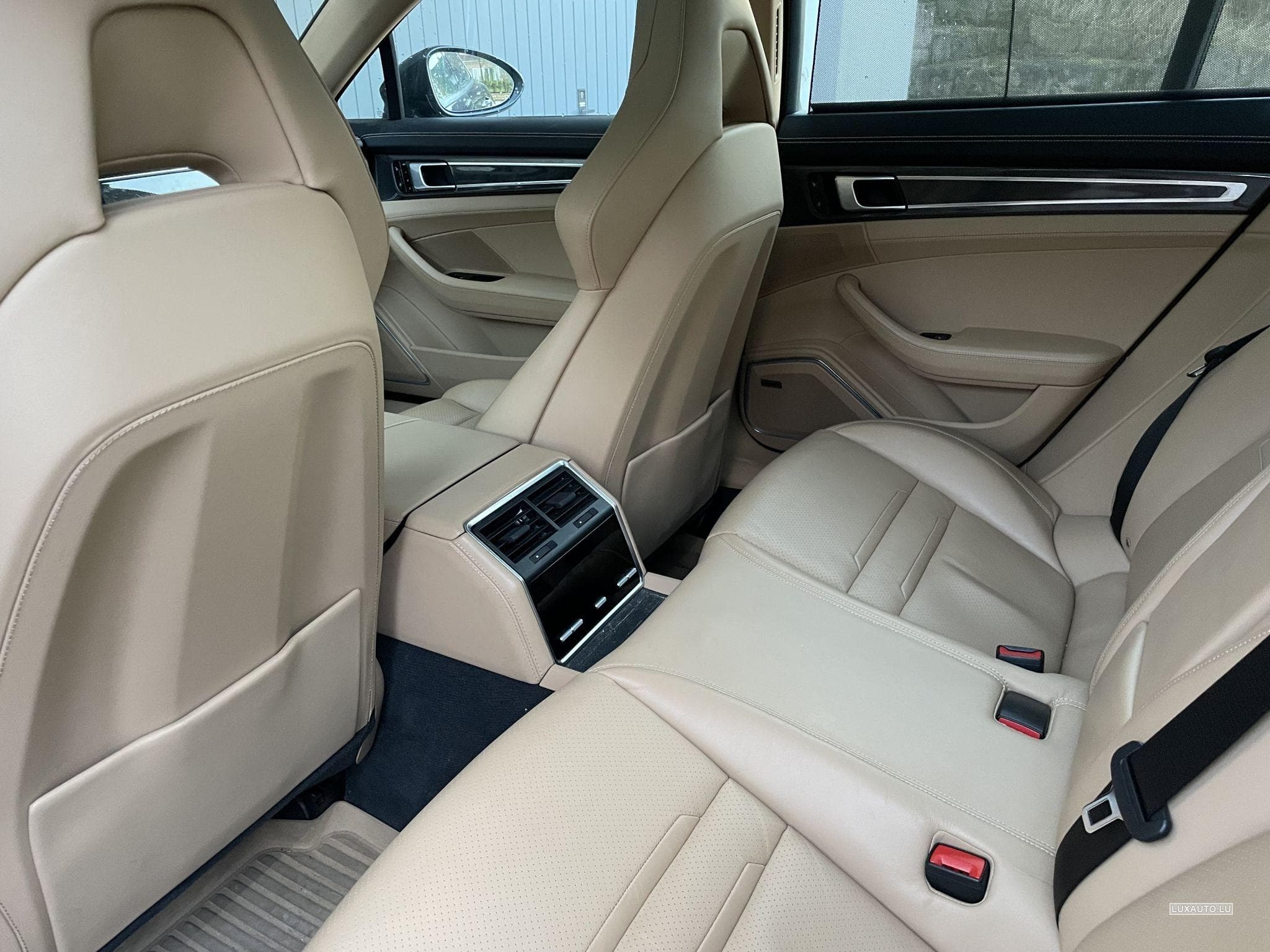 Porsche Panamera 2.9 E-Hybrid 4 PDK (2018) - Photo 9