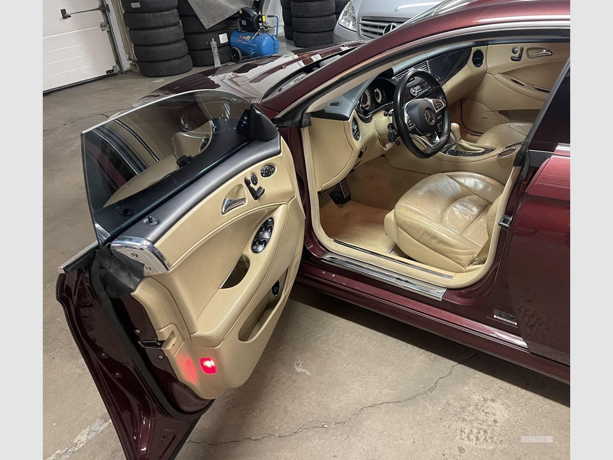 Mercedes CLS 55 AMG 55 AMG Auto. (2006) - Foto 6