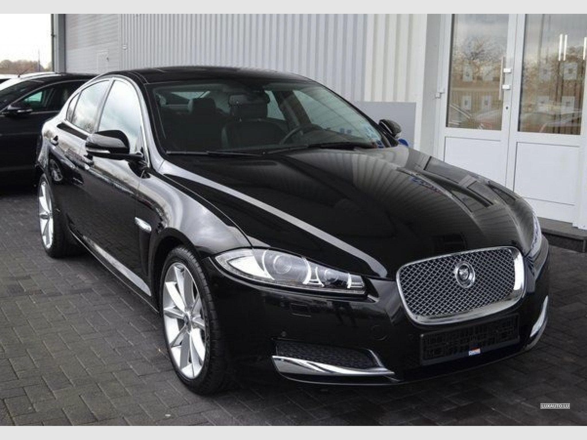 Jaguar XF 2.2 D 163 Auto. (2013) - Photo 3