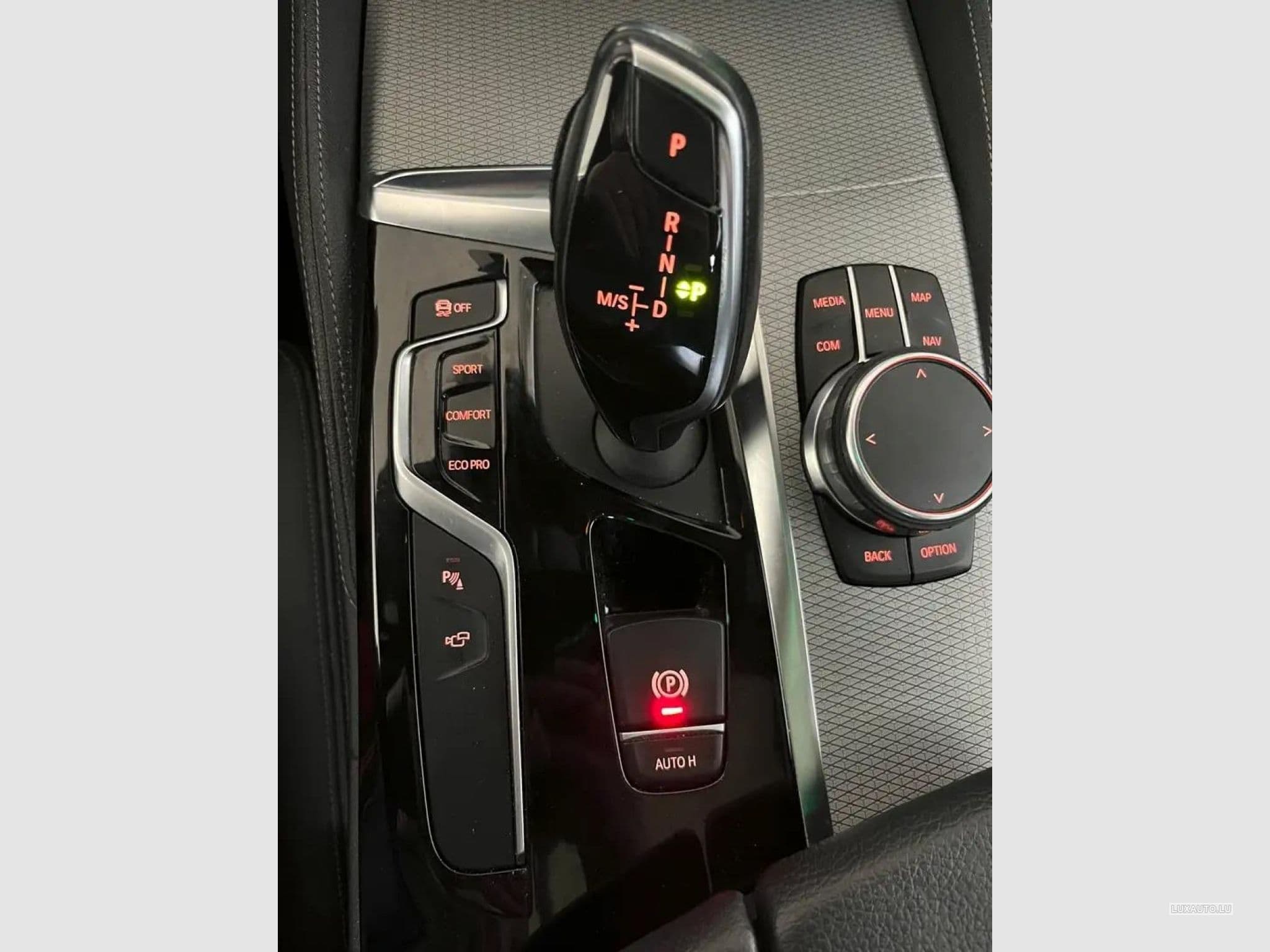 BMW 530 XiA Pack Sport M xDrive (2018) - Photo 10