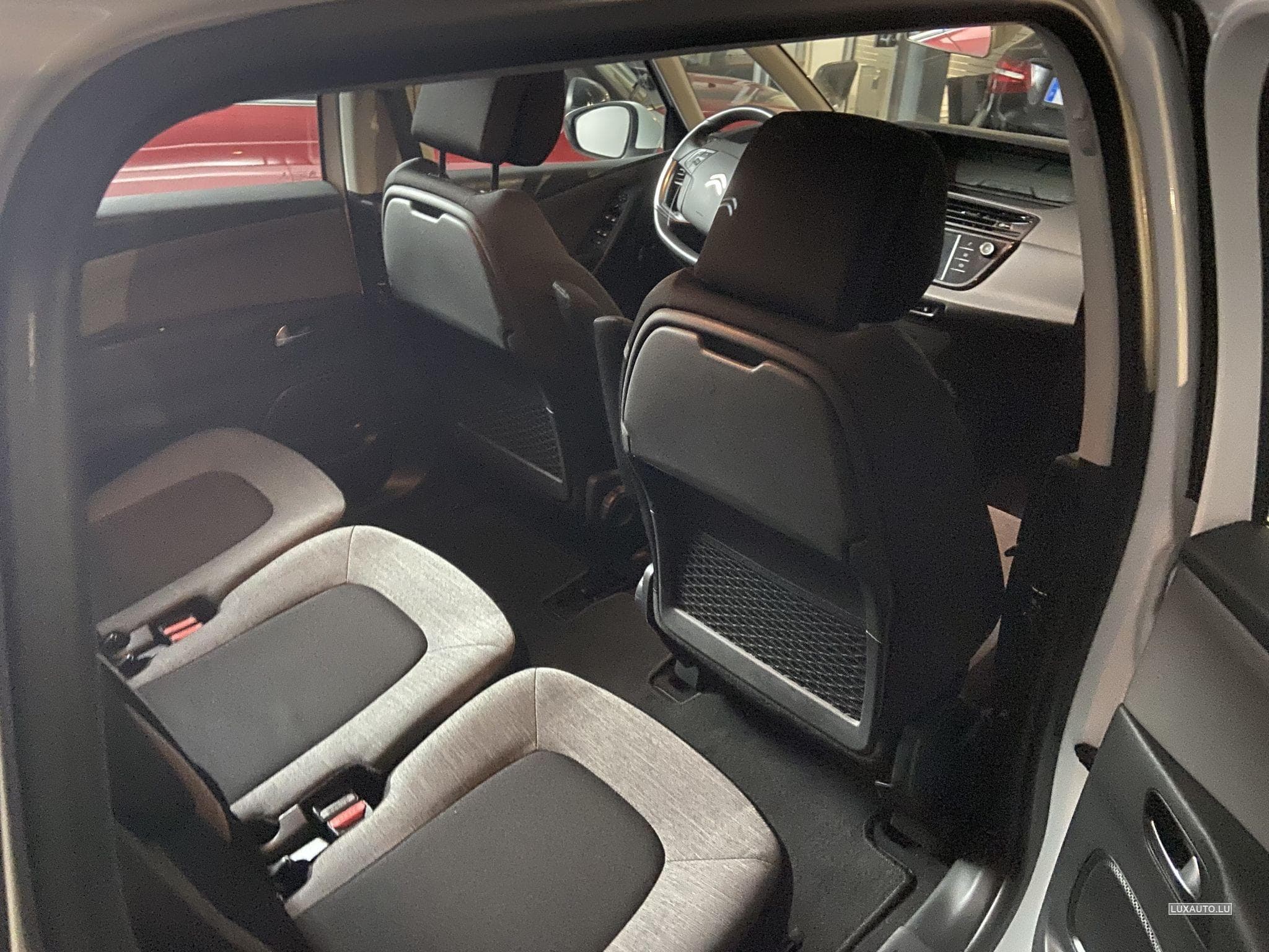 Citroën C4 1.5 BlueHdi 130 Business (2018) - Foto 2