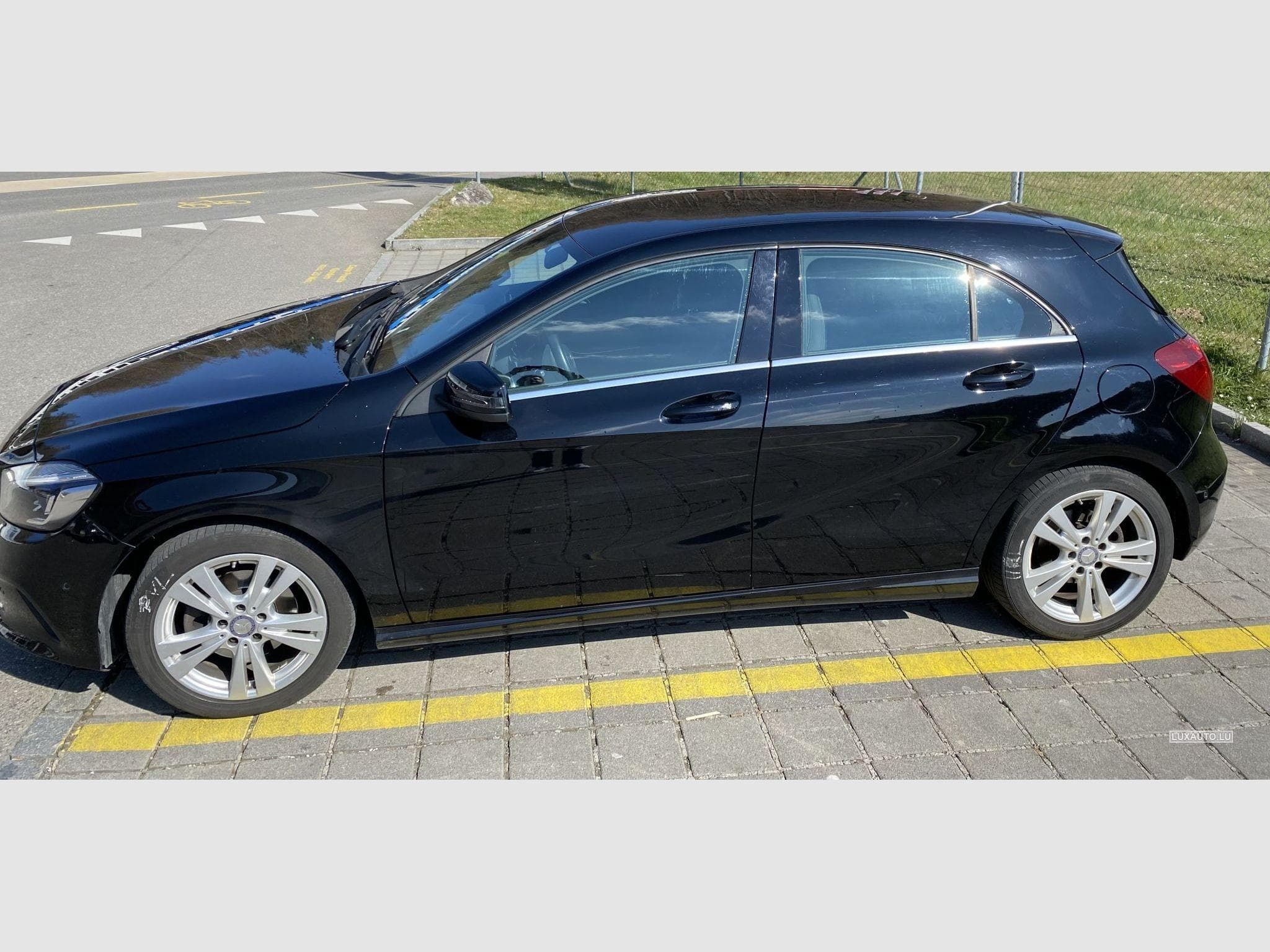 Mercedes A 200 200 Cdi AMG Line 7G-DCT (2016) - Photo 3