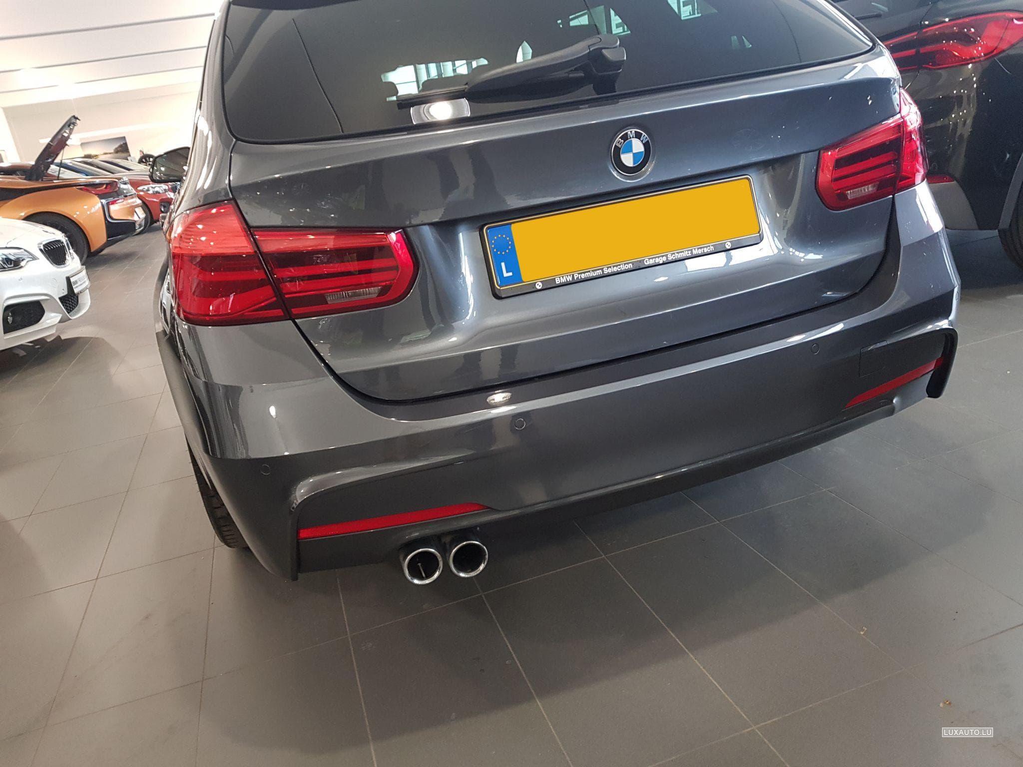 BMW 330 Touring iA Pack Sport M (2017) - Photo 2