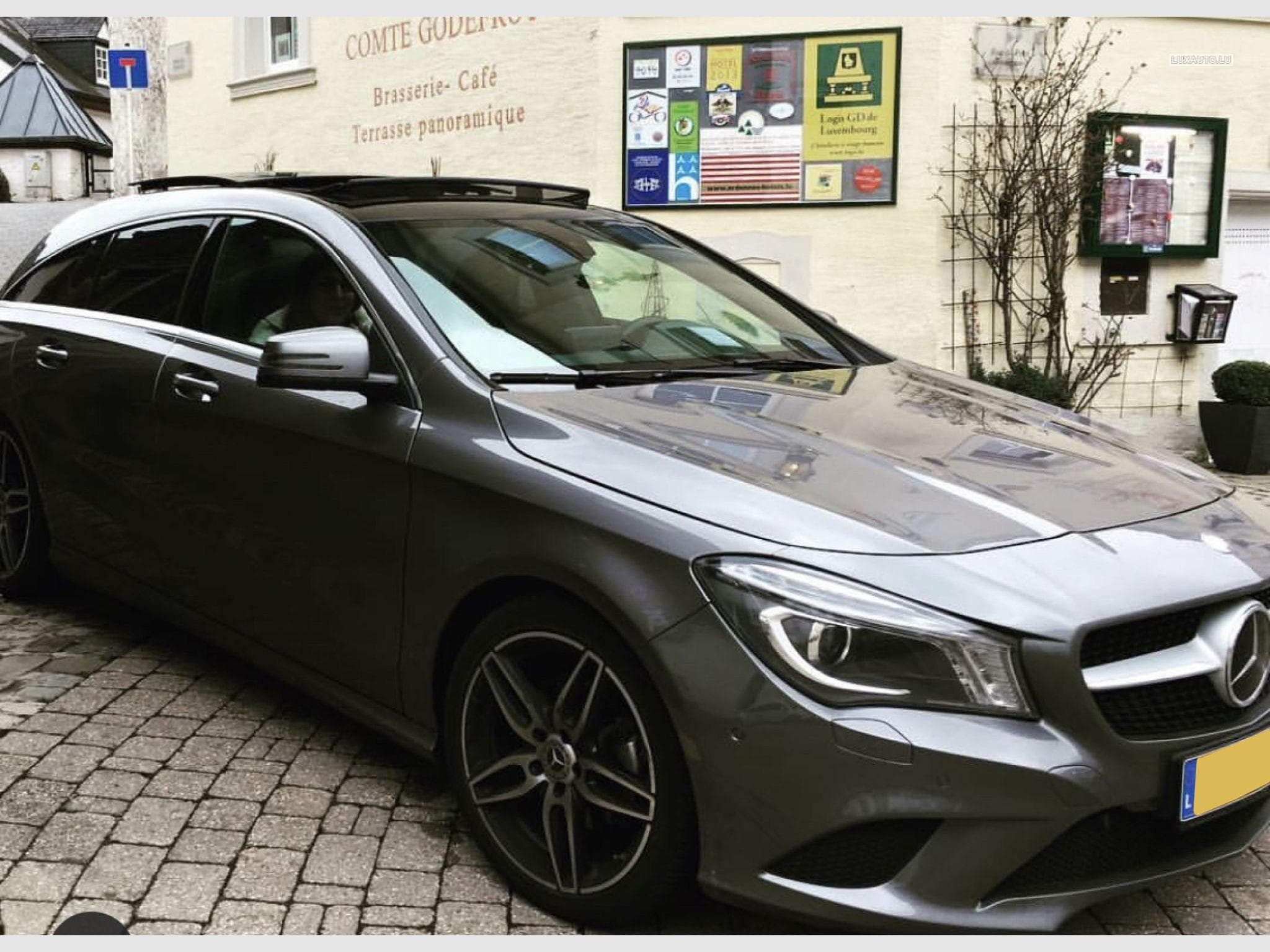Mercedes CLA 220 Shooting Brake 220 Cdi Urban 7G-DCT (2015) - Foto 1