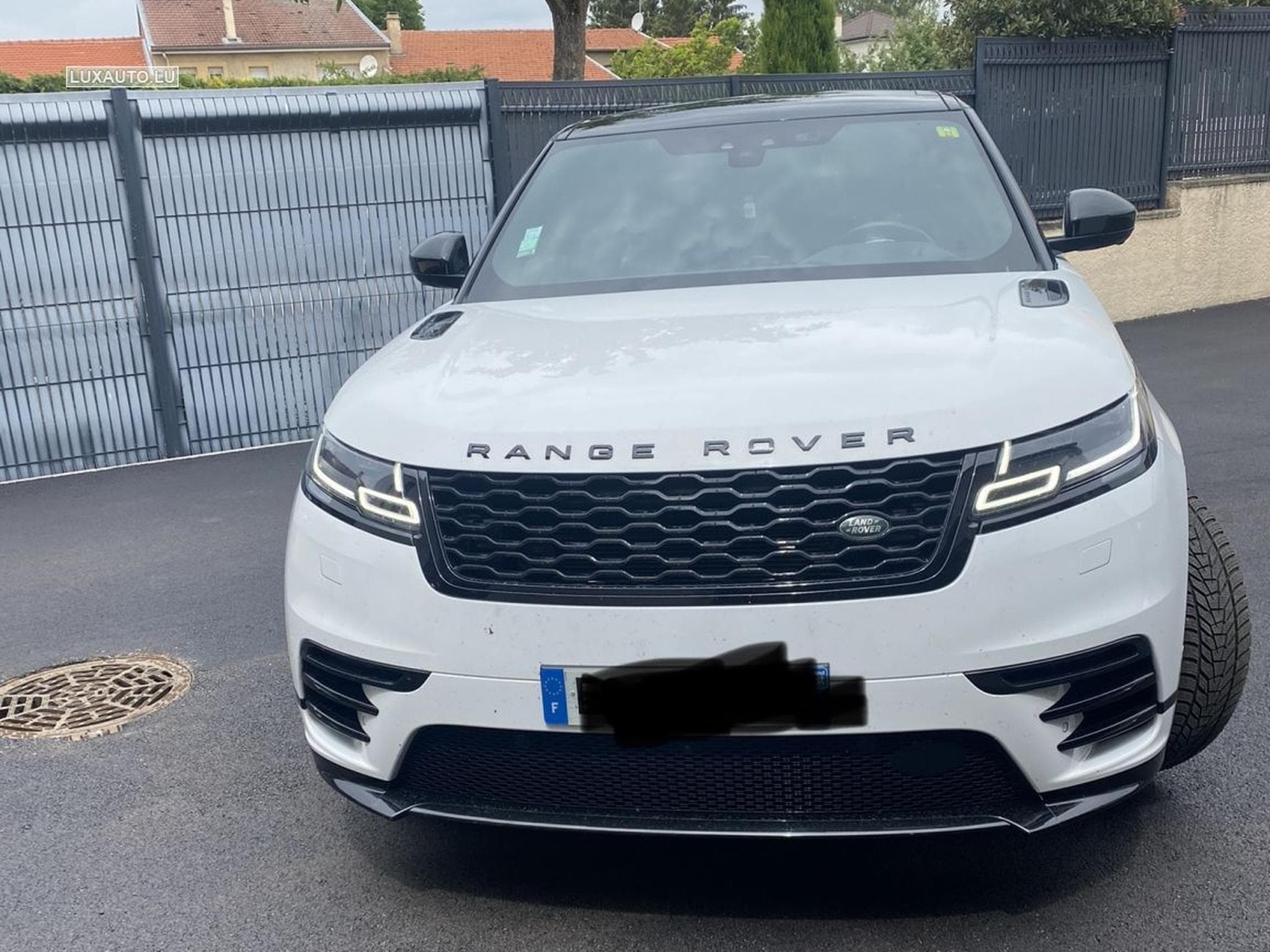Land-Rover Range Rover Velar 3.0 D 300 HSE R-Dynamic Auto. (2017) - Photo 1