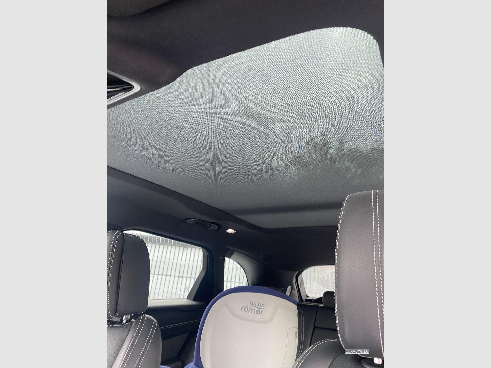 Land-Rover Range Rover Velar 3.0 D 300 HSE R-Dynamic Auto. (2017) - Photo 13
