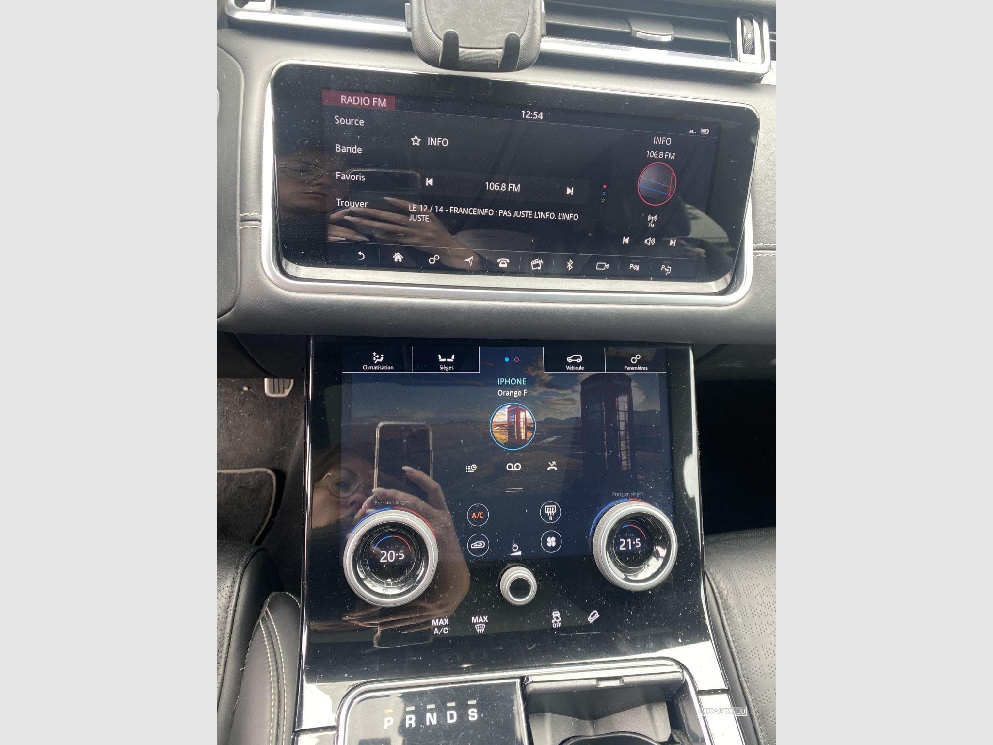 Land-Rover Range Rover Velar 3.0 D 300 HSE R-Dynamic Auto. (2017) - Photo 3