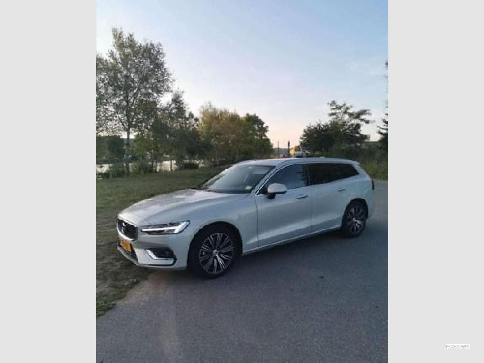 Volvo V60 2.0 D3 150 Geartronic (2019) - Photo 1