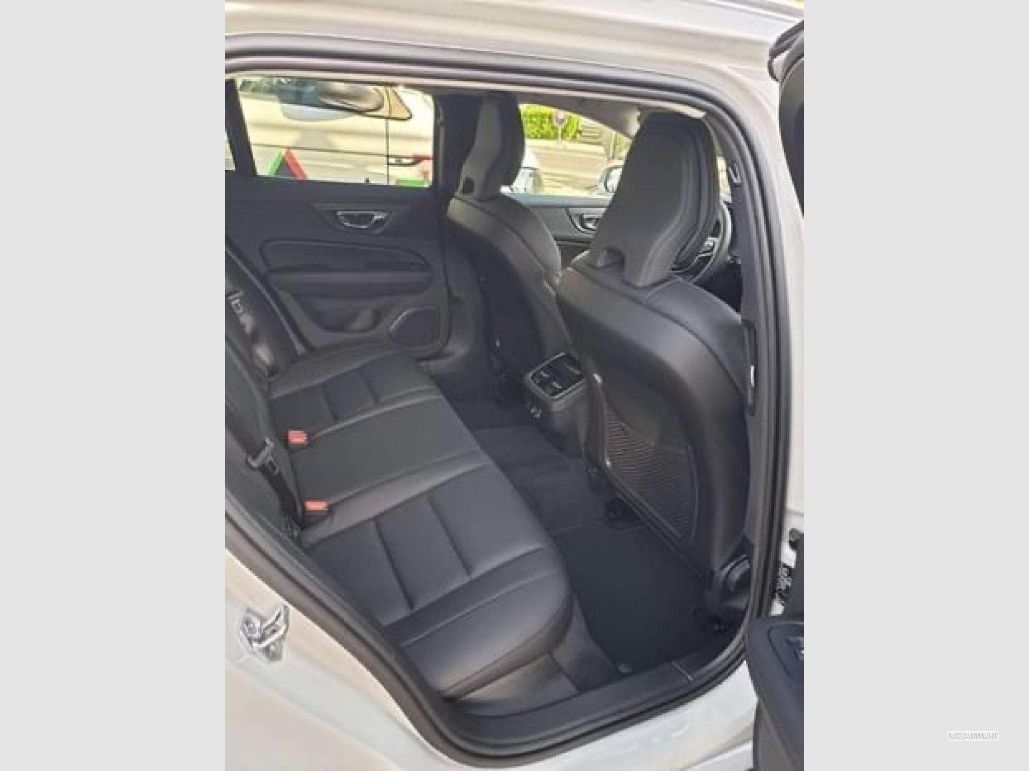 Volvo V60 2.0 D3 150 Geartronic (2019) - Photo 5