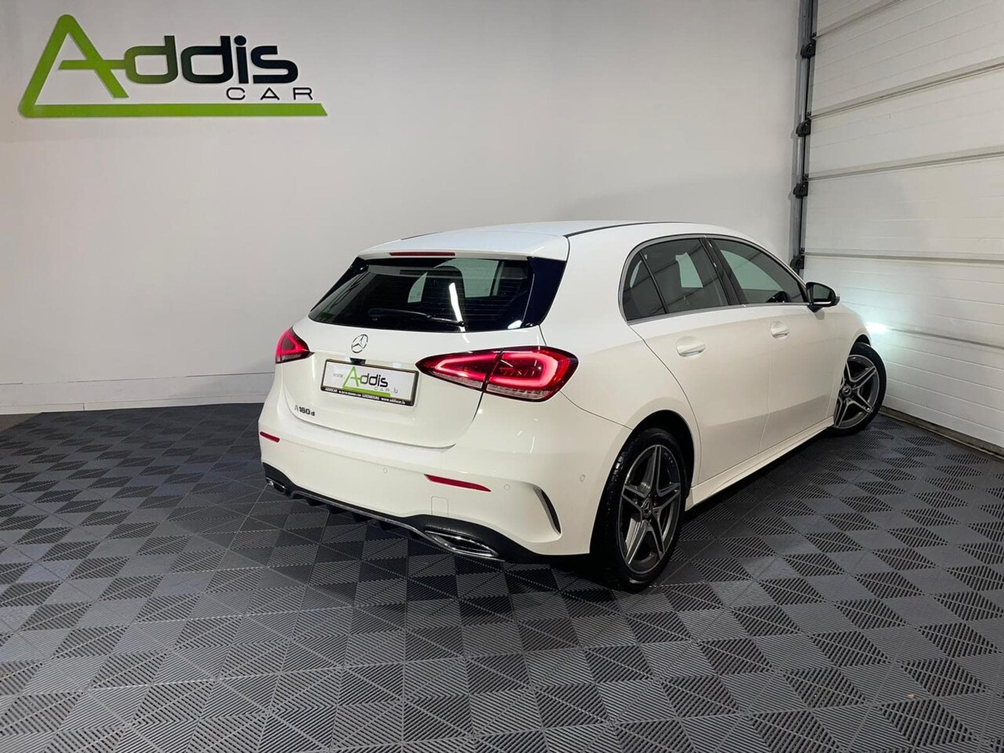 Mercedes A 180 180D 116 CV AMG GPS CLASSE A (2019) - Photo 2