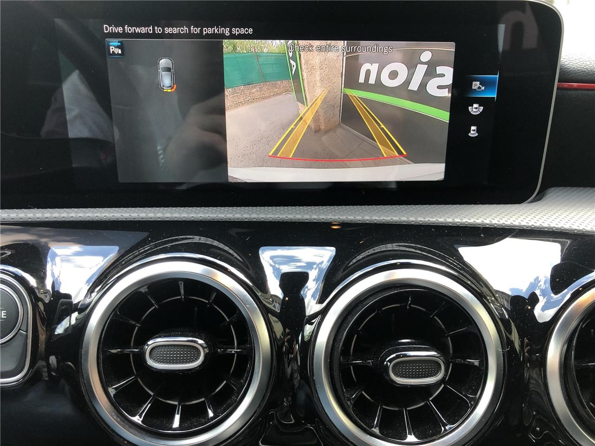 Mercedes A 180 180D 116 CV AMG GPS CLASSE A (2019) - Photo 5