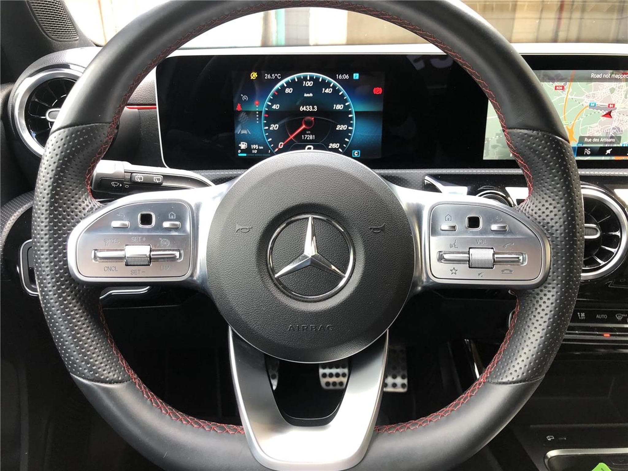 Mercedes A 180 180D 116 CV AMG GPS CLASSE A (2019) - Photo 7