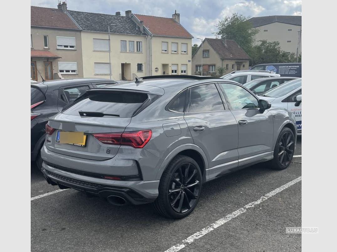 Audi RSQ3 Sportback 2.5 TFSi Quattro S-Tronic (2022) - Photo 2