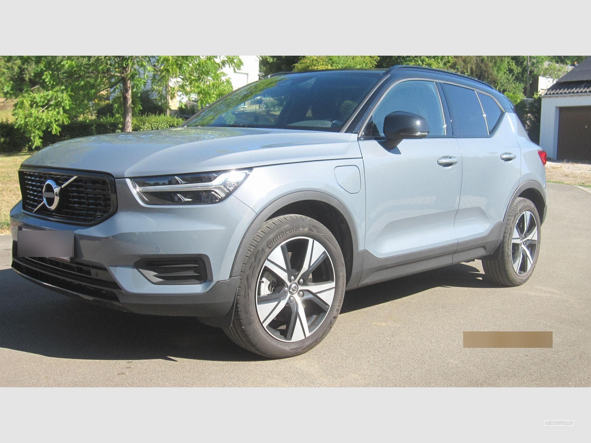 Volvo XC40 2.0 T4 Plug-In Hybrid R-Design Geartronic (2022) - Photo 1